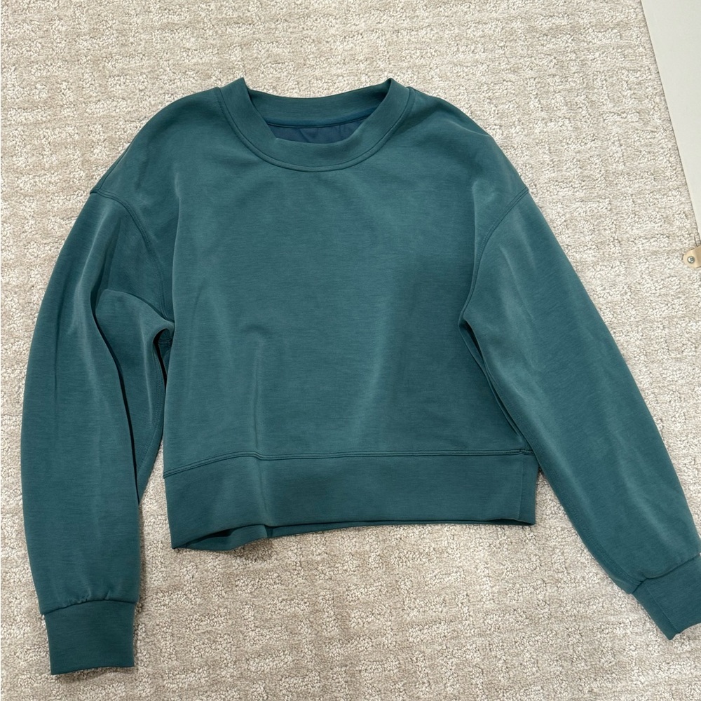Softstreme Perfectly Oversized Cropped Crew - Size 2